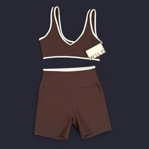 WILO Brown Athletic Set - NWT